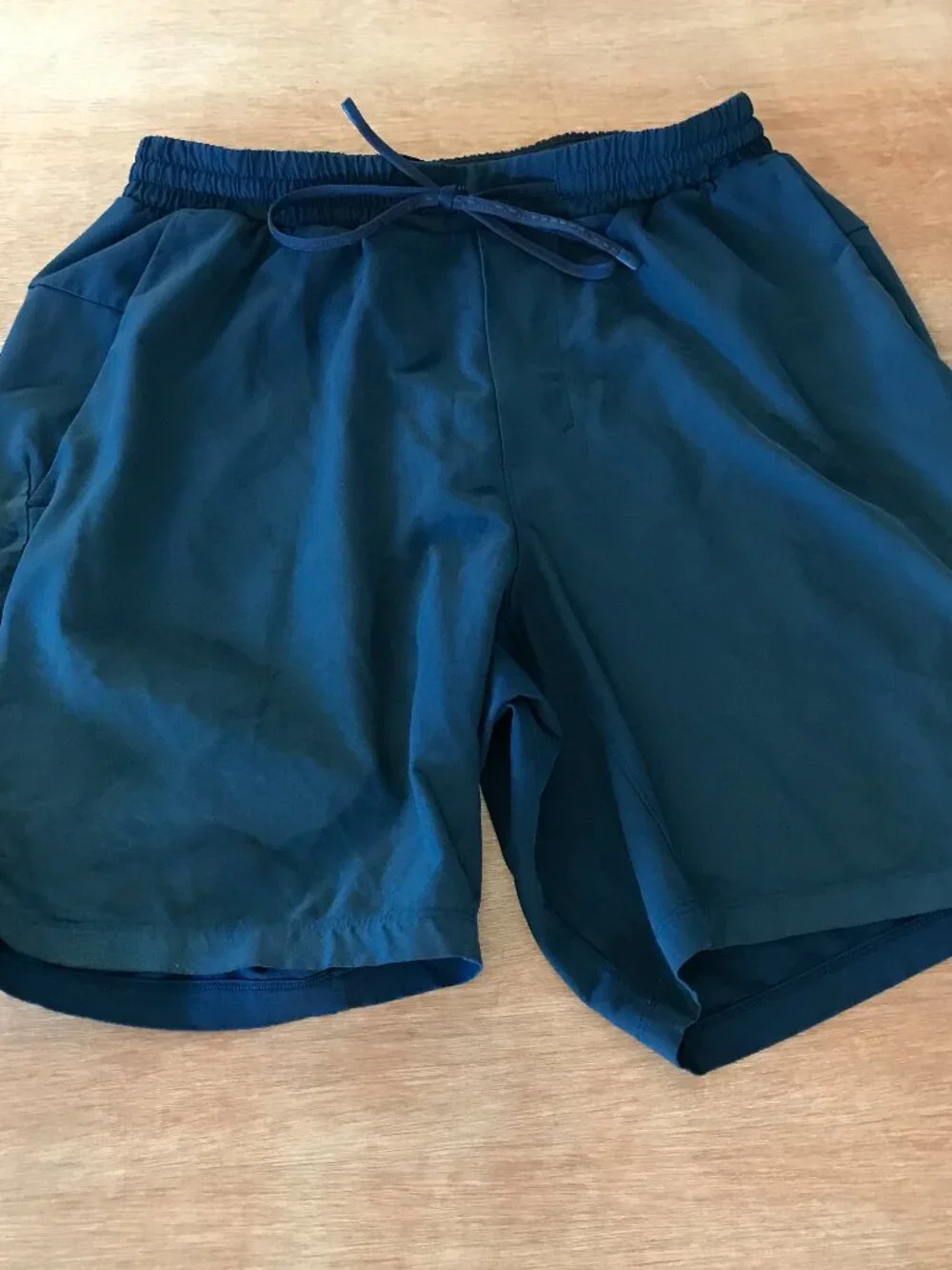 Lululemon Channel Cross Swim Shorts Men M Blue Tie Waist Zip Pocket Beach 19725